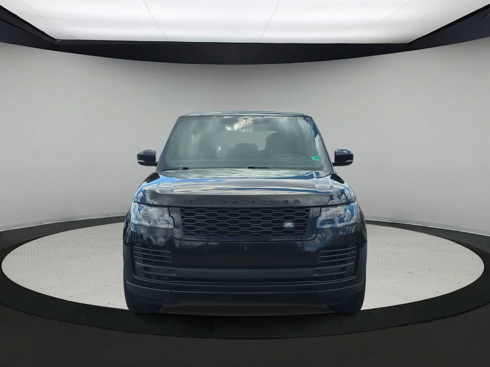 Thumbnail: 2021 Land Rover Range Rover - 3