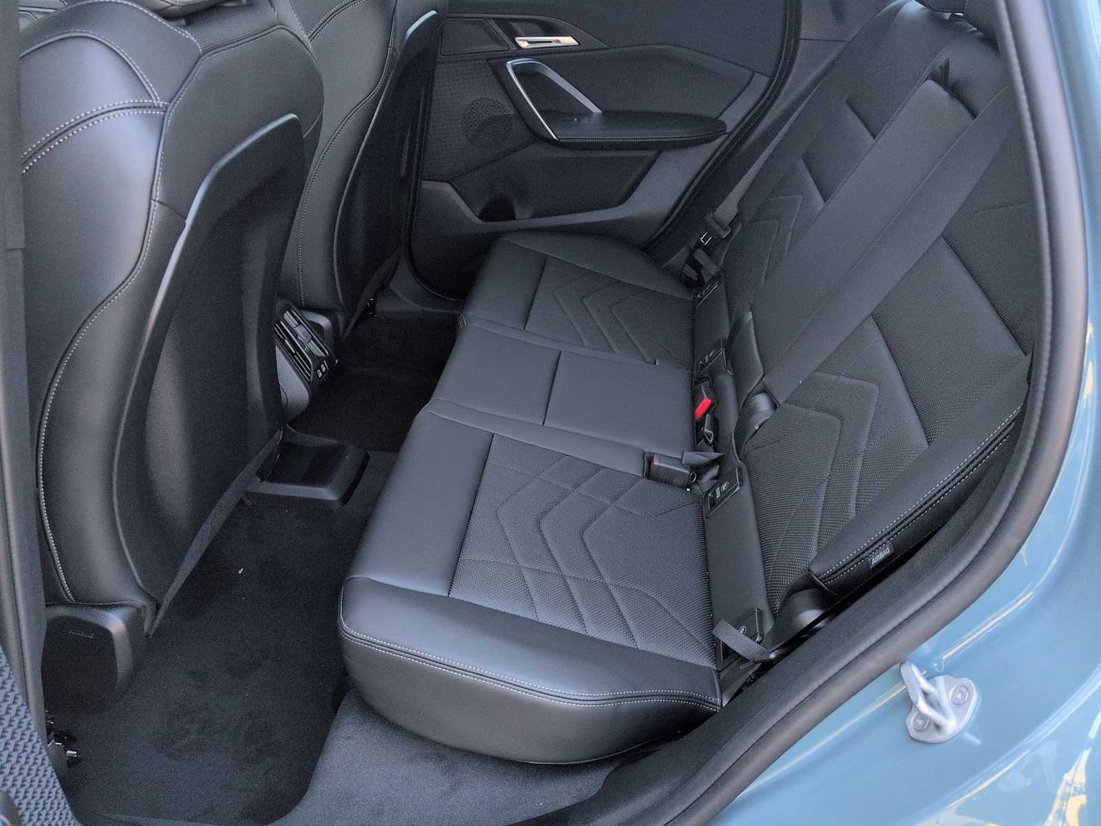 Thumbnail: 2026 BMW X1 - 21