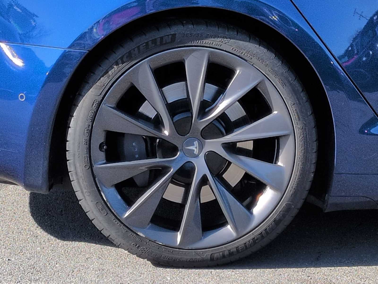 Thumbnail: 2020 Tesla Model S - 14