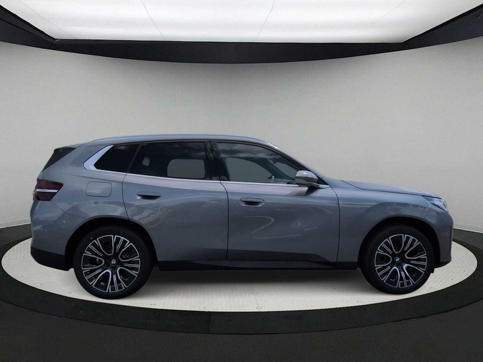 Thumbnail: 2026 BMW X3 - 9