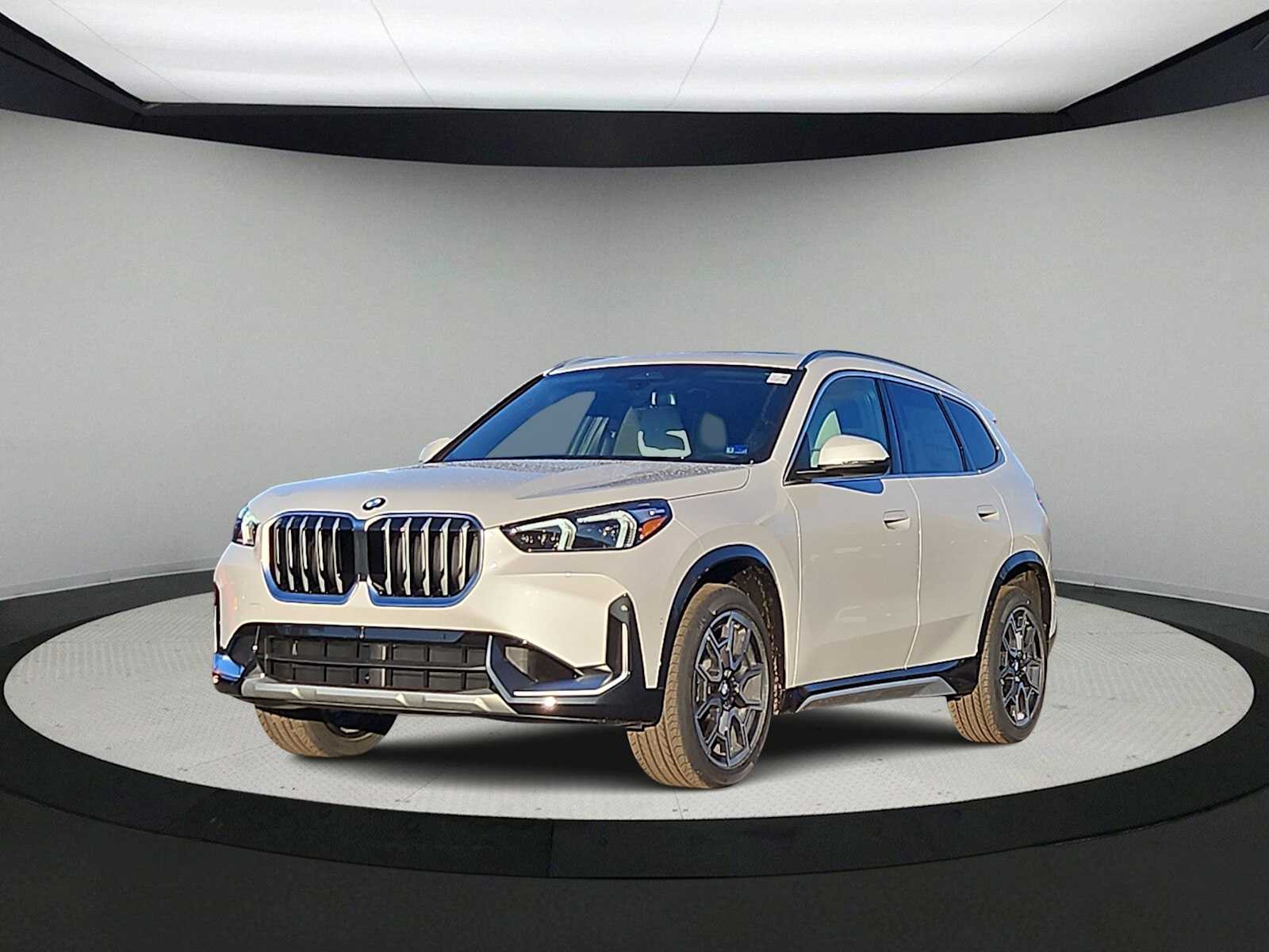 Thumbnail: 2026 BMW X1 - 4