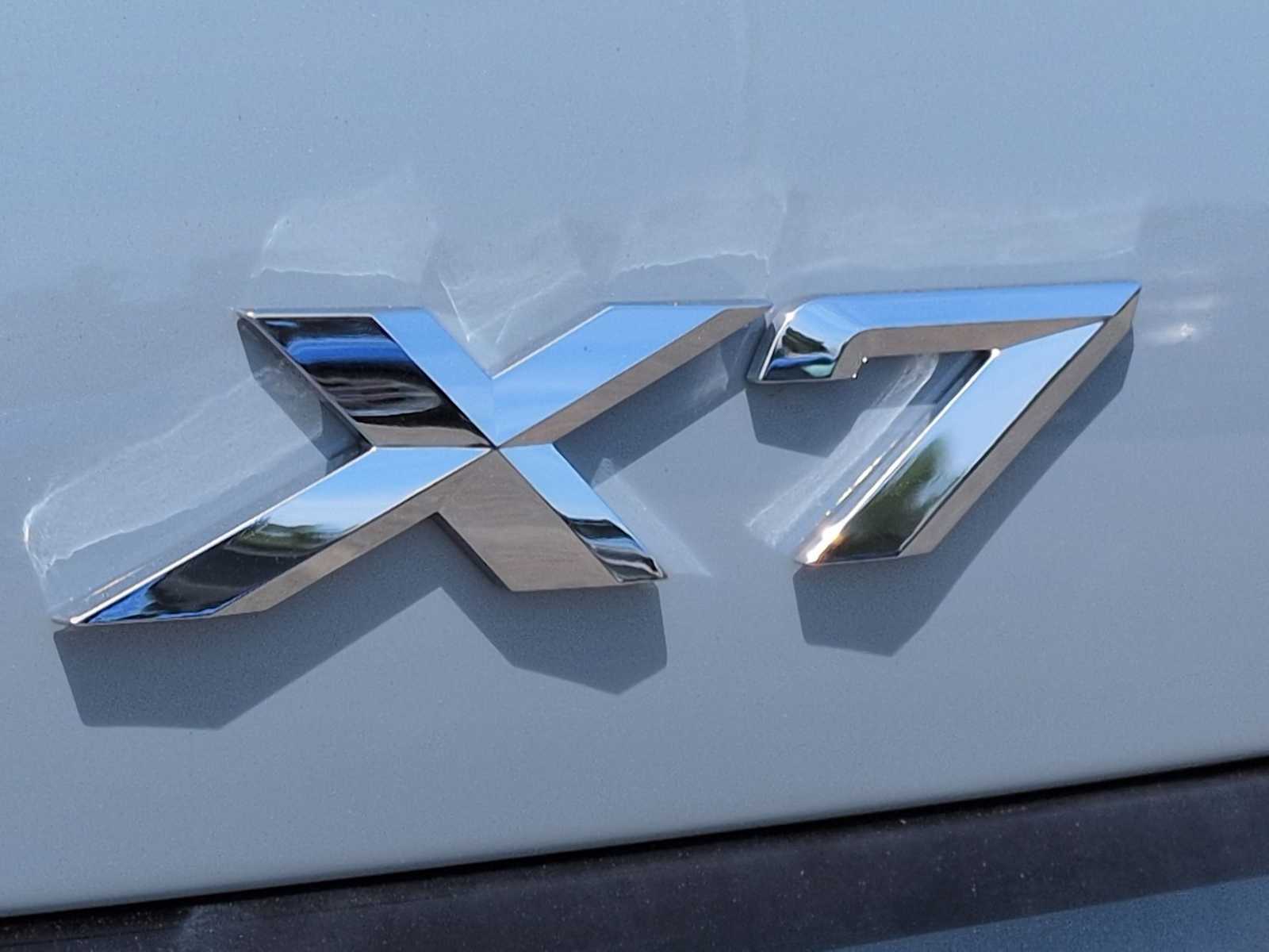 Thumbnail: 2027 BMW X7 - 13