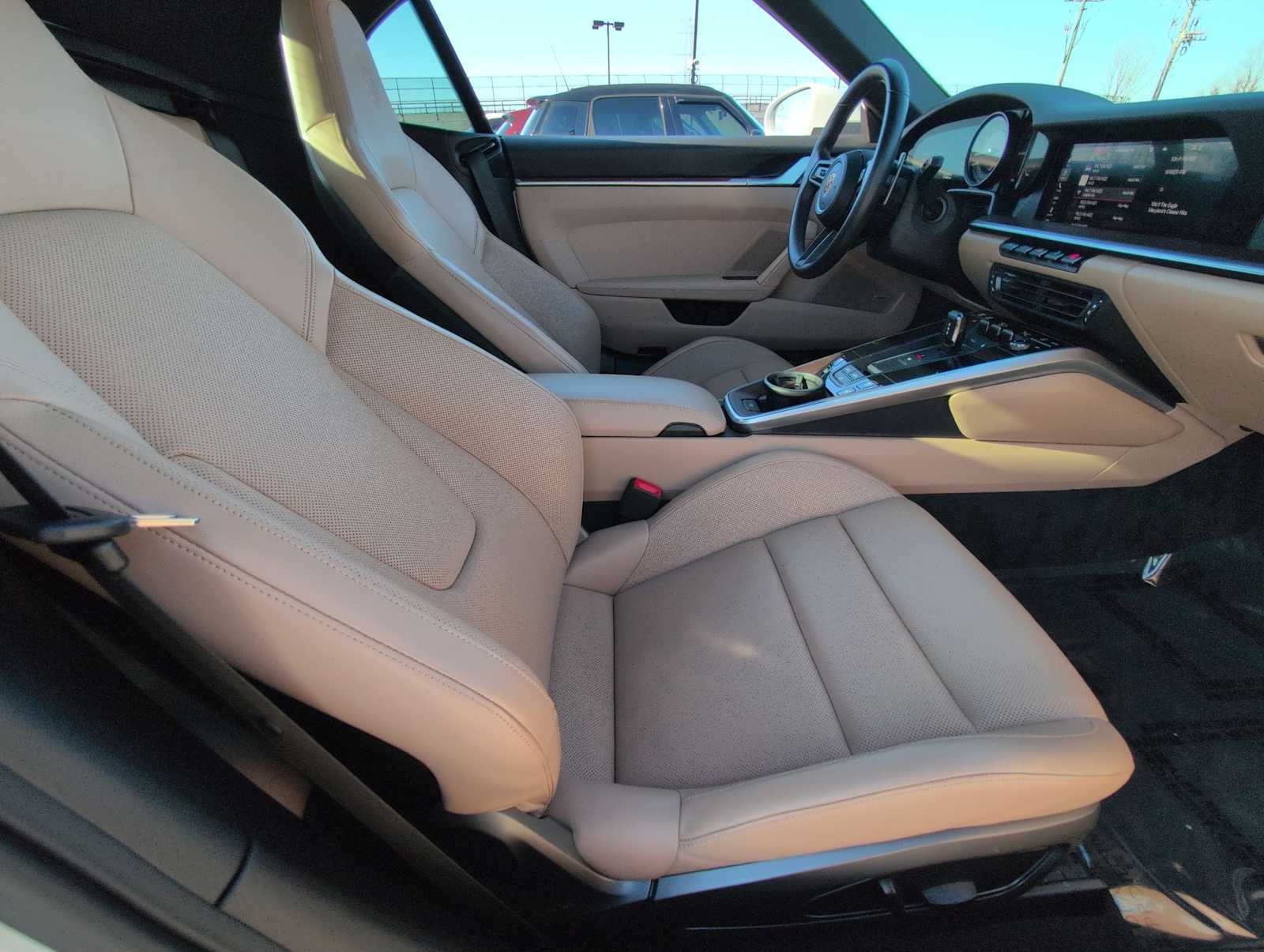 Thumbnail: 2020 Porsche 911 - 17