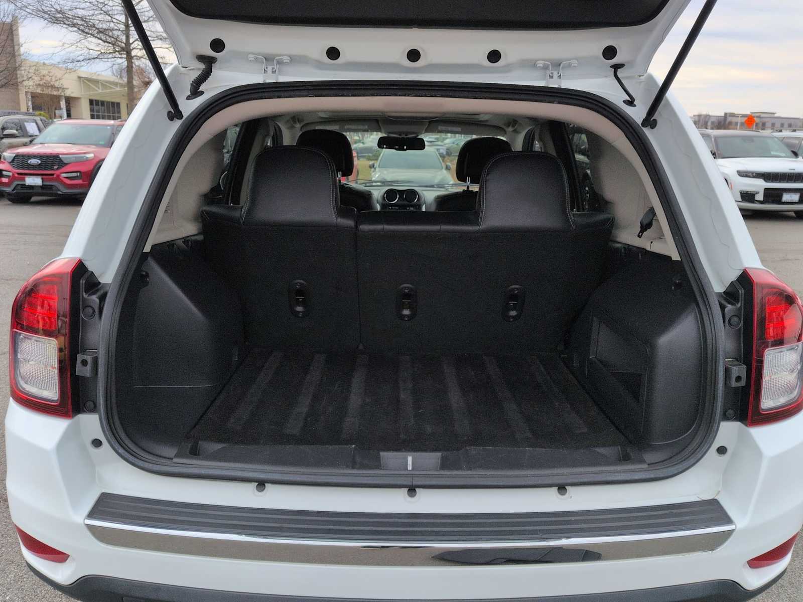 Thumbnail: 2017 Jeep Compass - 34