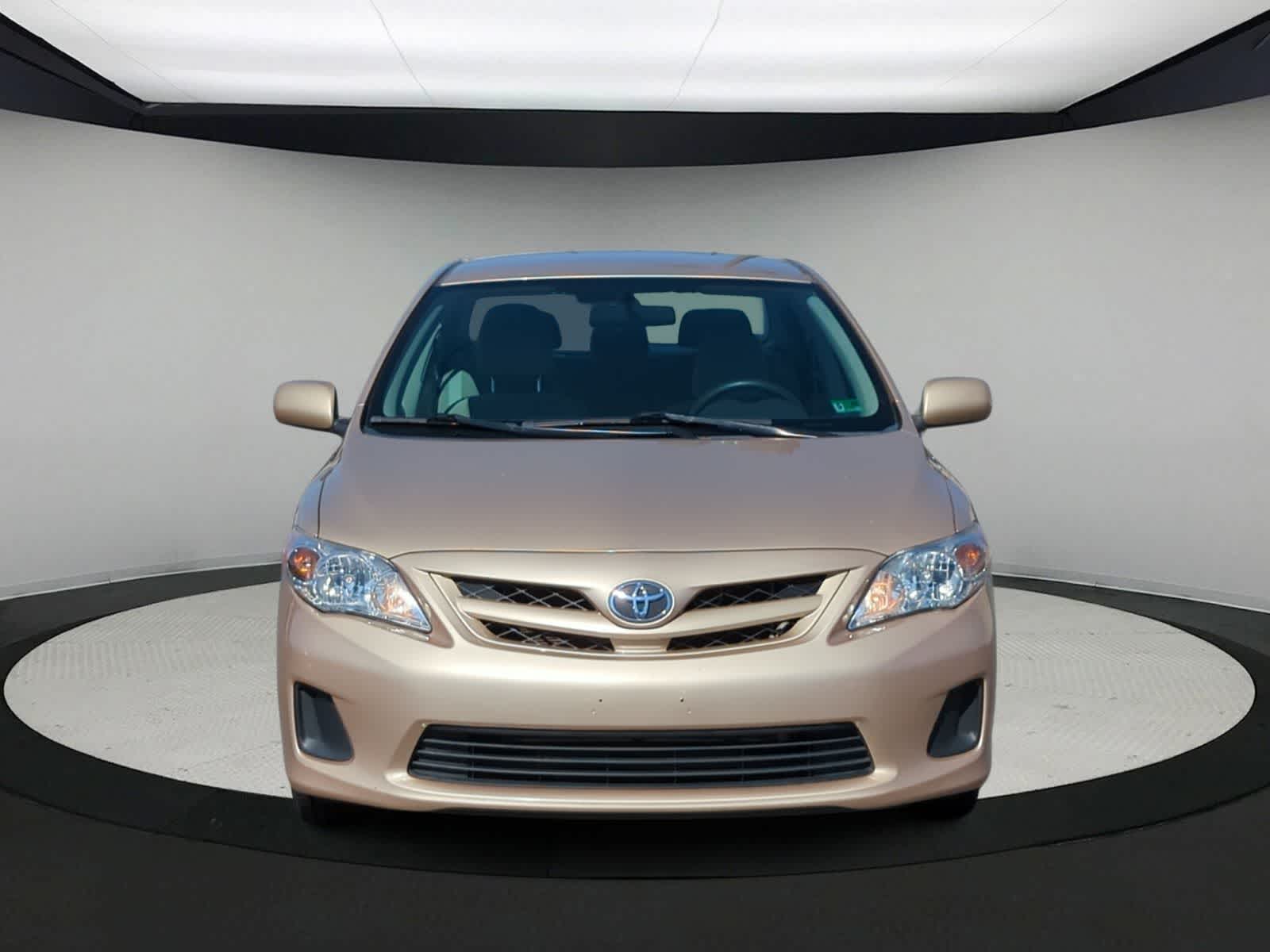 Thumbnail: 2011 Toyota Corolla - 3