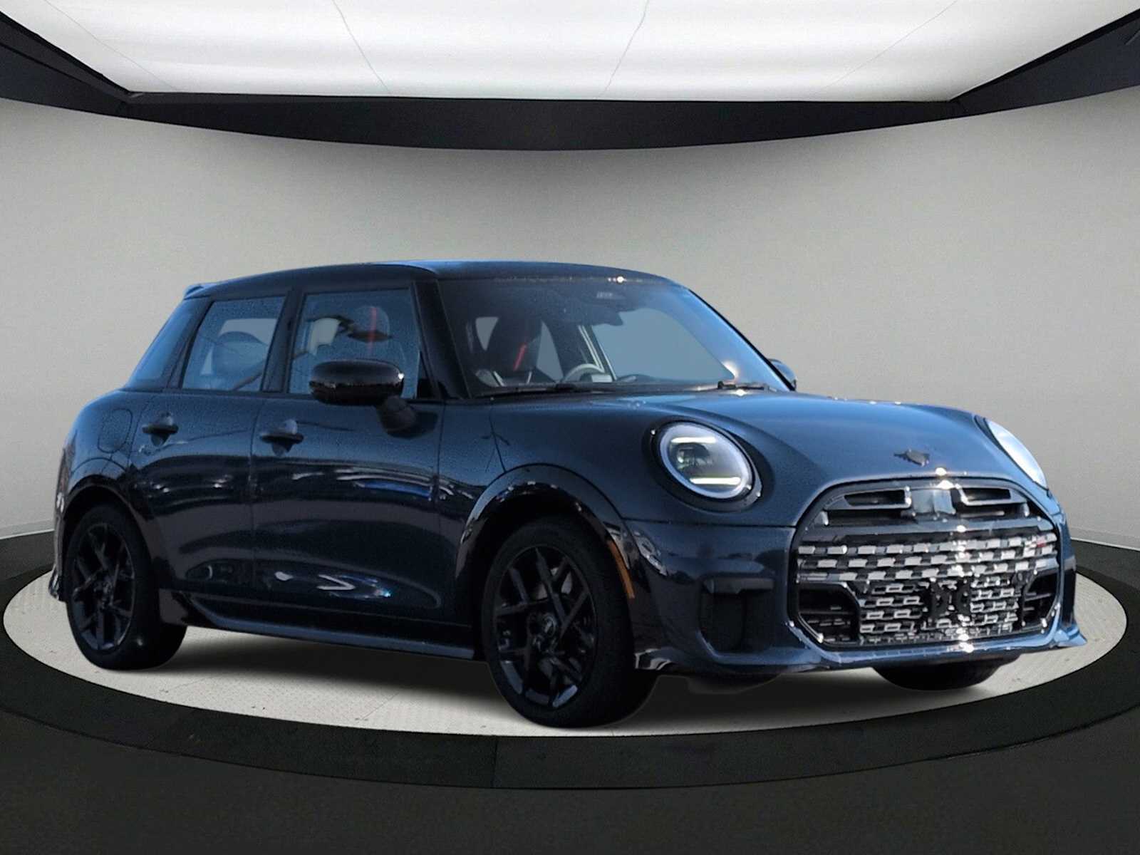 Thumbnail: 2025 MINI Cooper Hardtop - 2