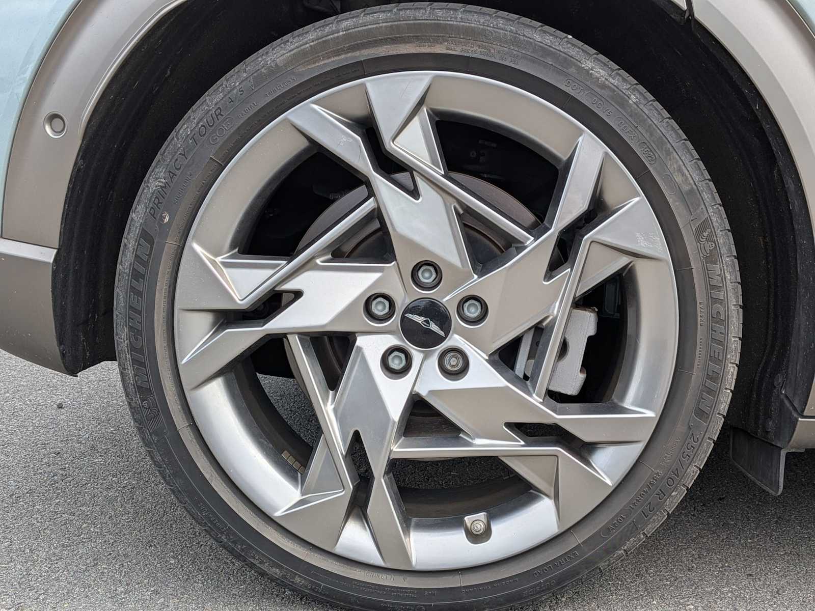 Thumbnail: 2023 Genesis GV60 - 14