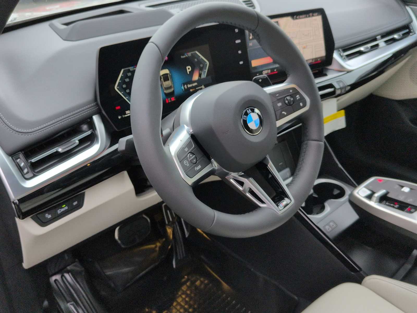 Thumbnail: 2026 BMW X1 - 16