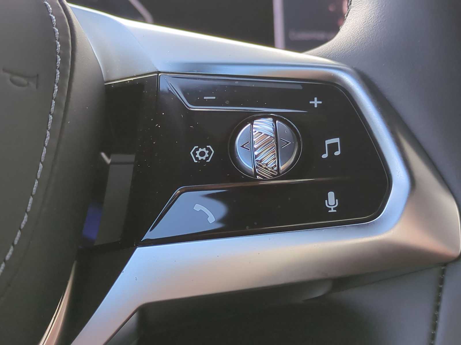 Thumbnail: 2024 BMW i7 - 26