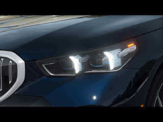 Thumbnail: 2025 BMW i5 - 6