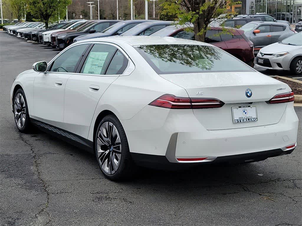 Thumbnail: 2024 BMW i5 - 4