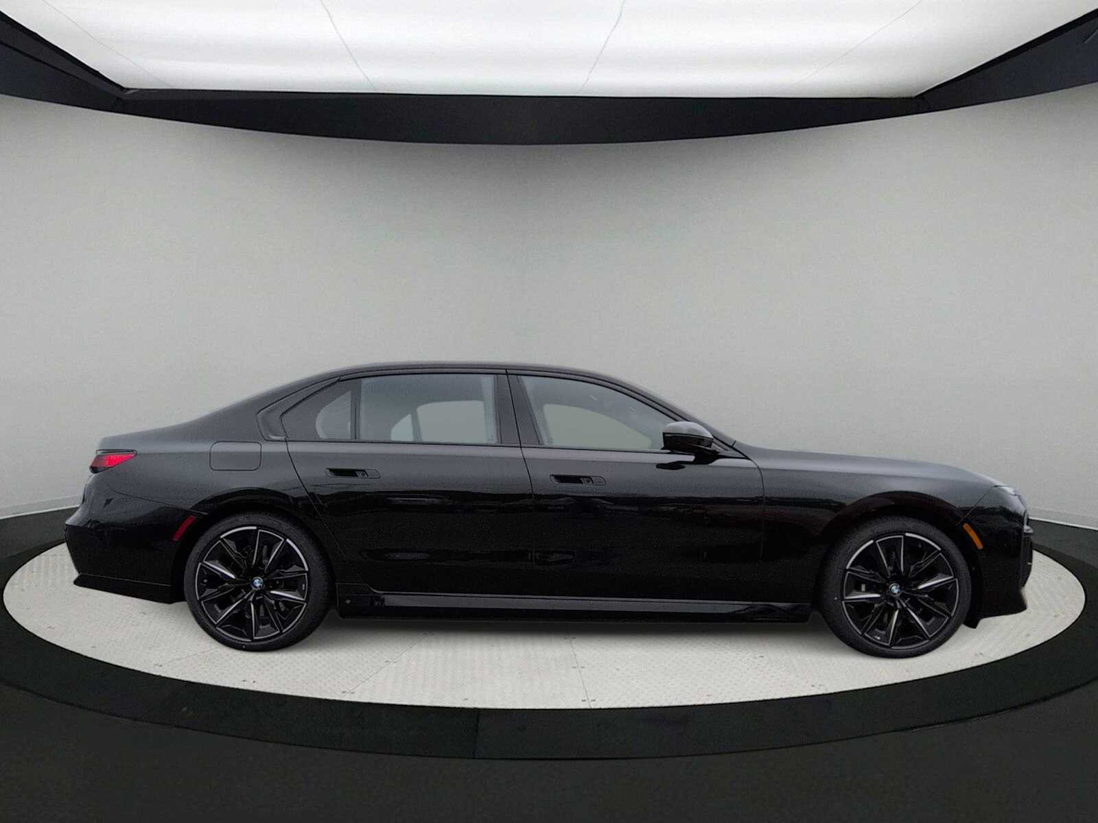 Thumbnail: 2026 BMW 7 Series - 9