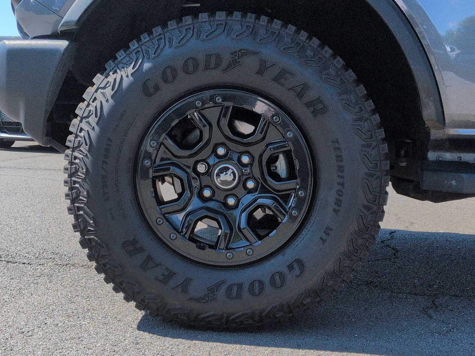 Thumbnail: 2022 Ford Bronco - 14