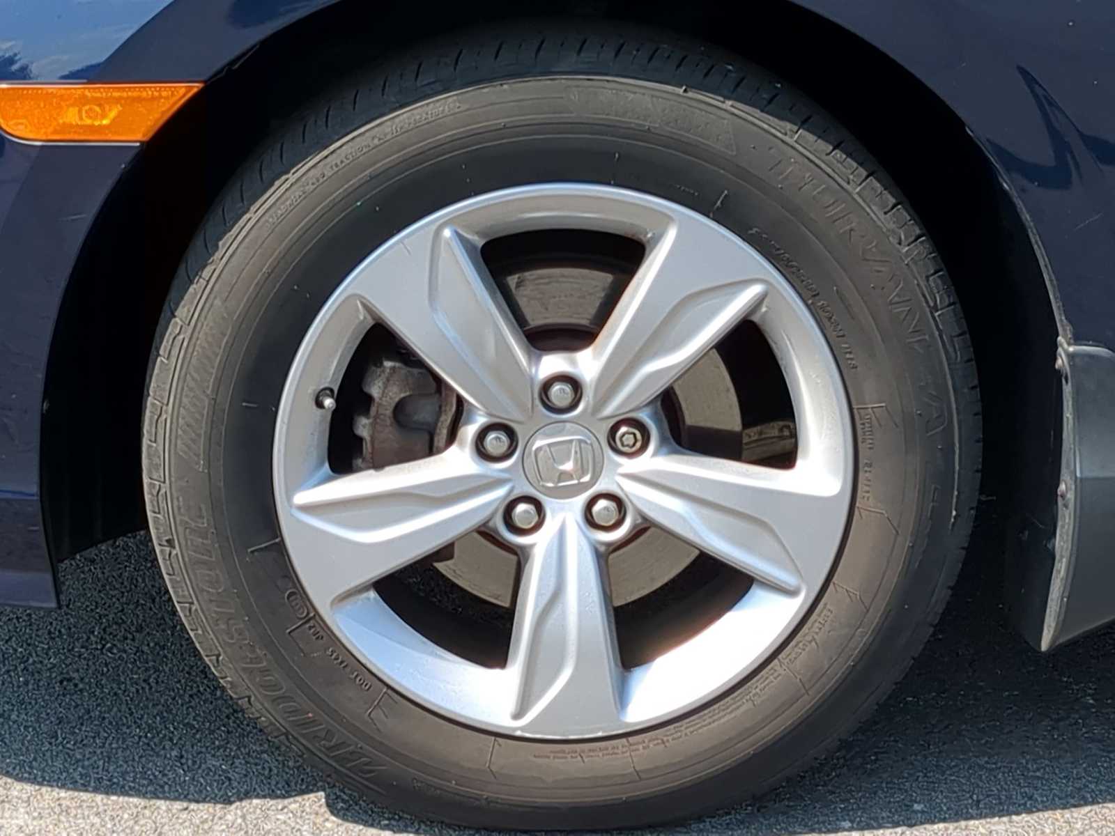 Thumbnail: 2018 Honda Odyssey - 14