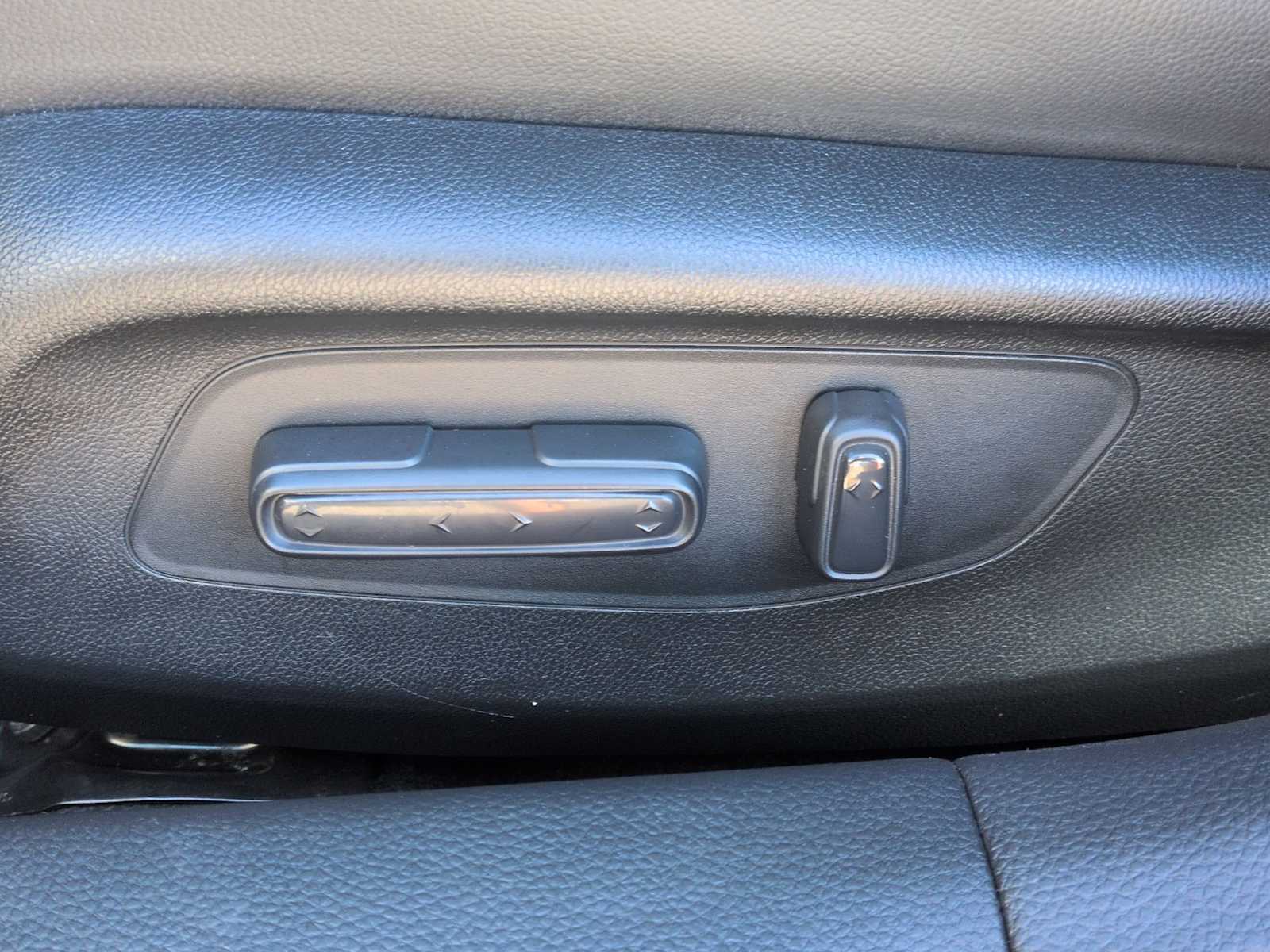 Thumbnail: 2023 Honda Civic - 18