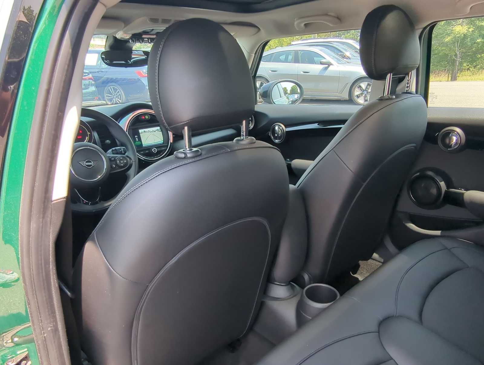 2021 MINI Cooper Hardtop 4 Door 10