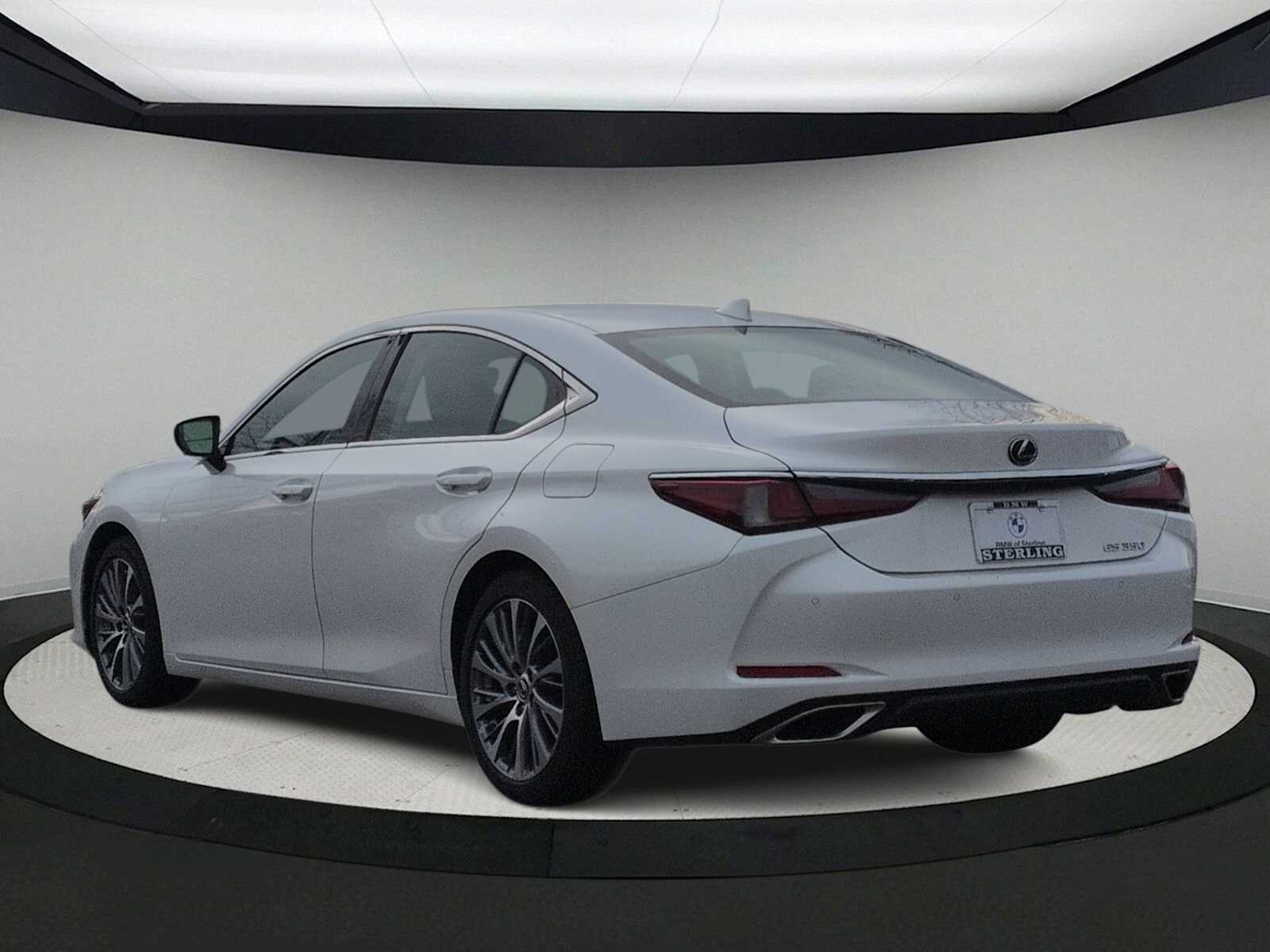 Thumbnail: 2019 Lexus ES - 6