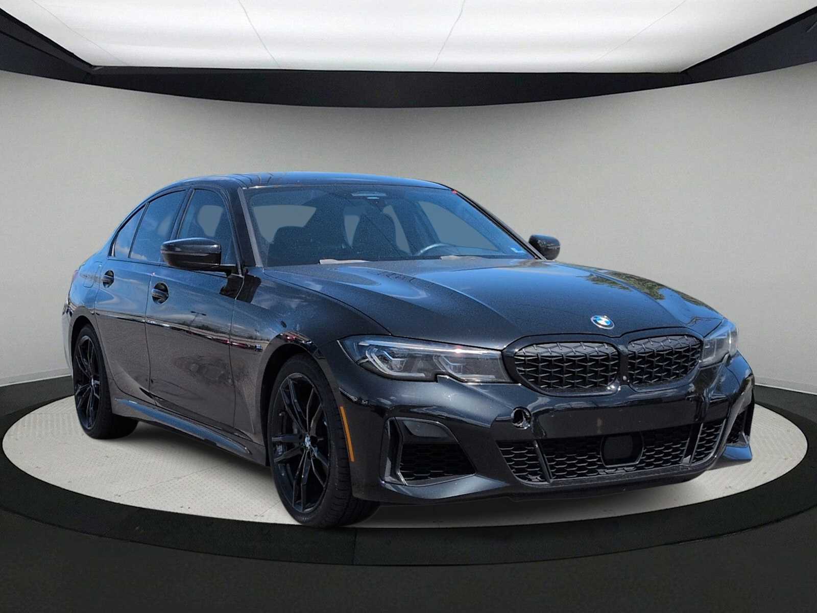 Thumbnail: 2022 BMW 3 Series - 2