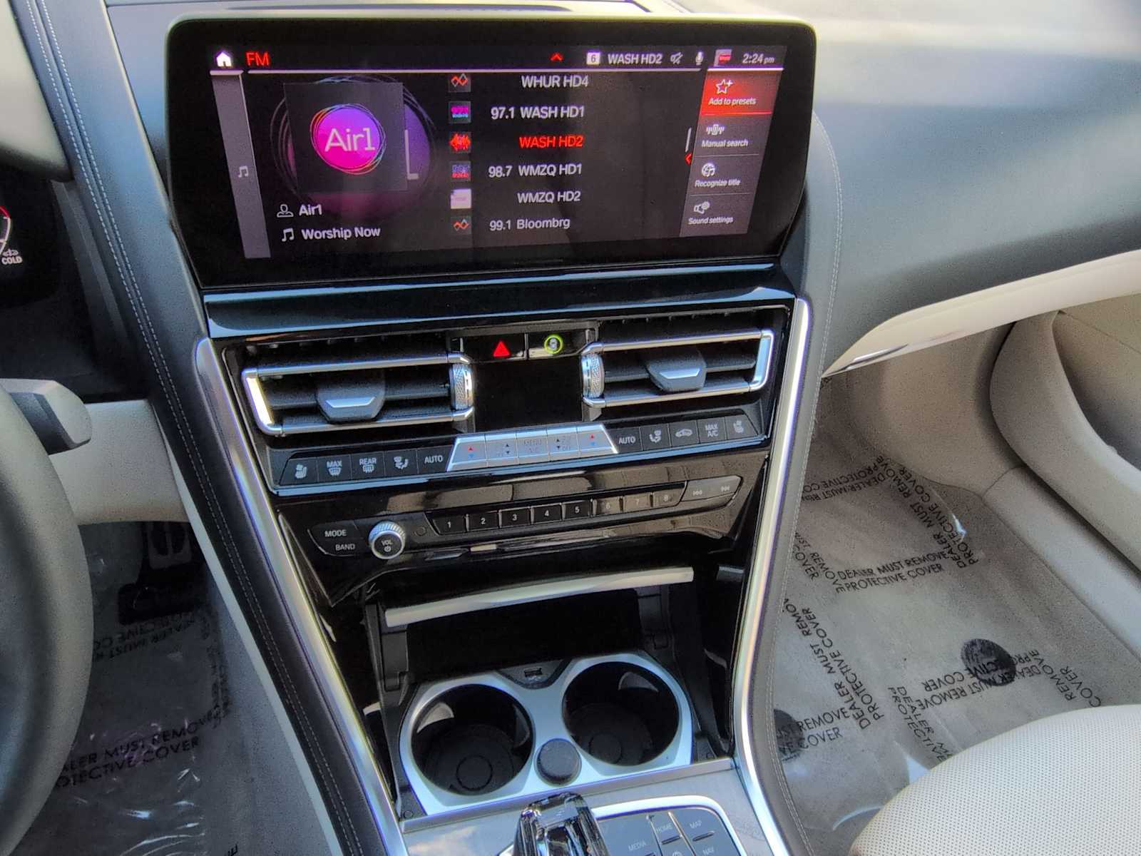 Thumbnail: 2024 BMW 8 Series - 29