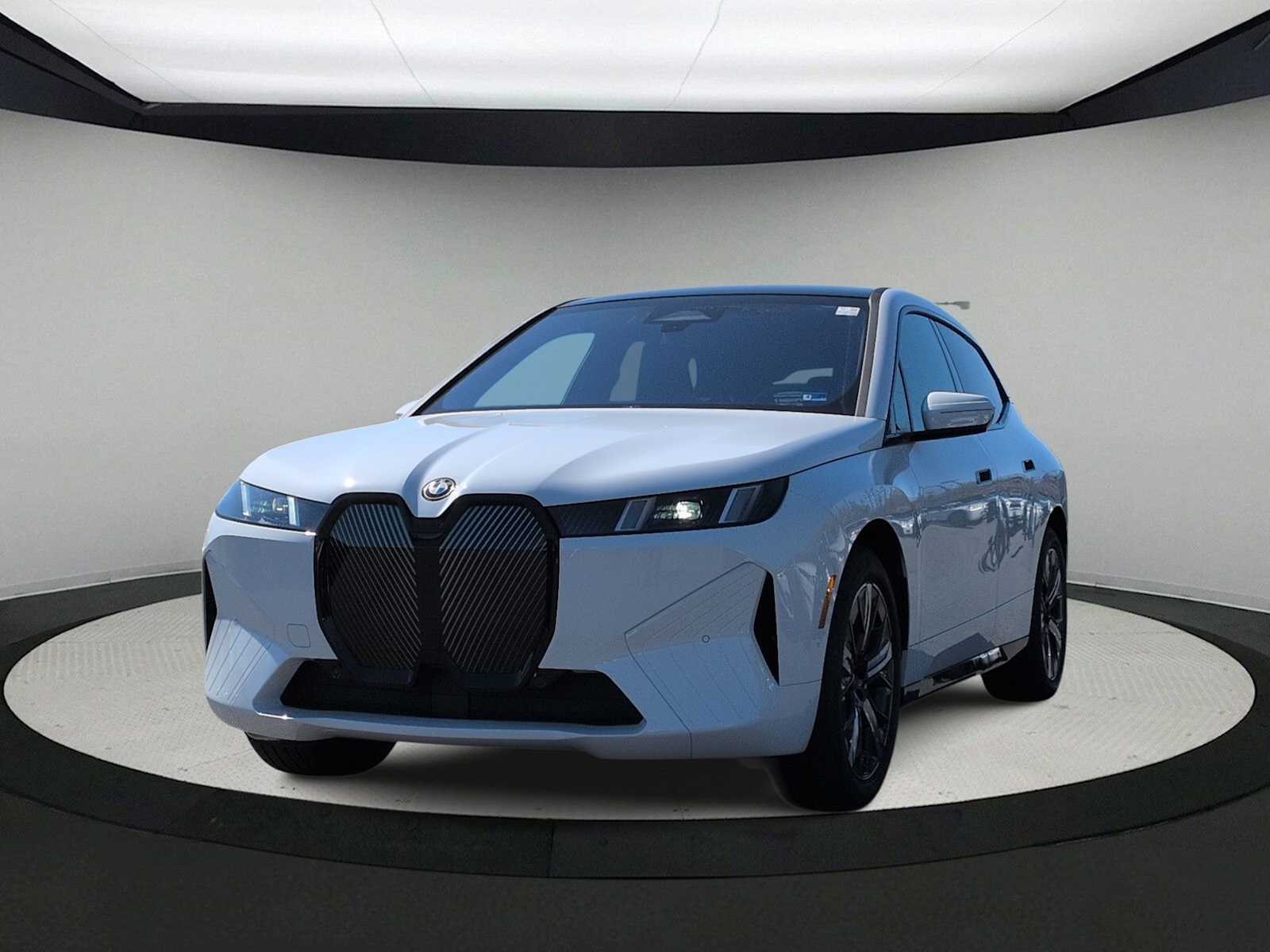 Thumbnail: 2026 BMW iX - 4