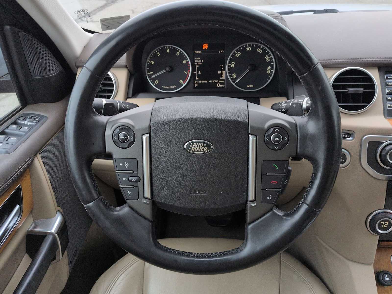 Thumbnail: 2014 Land Rover LR4 - 25