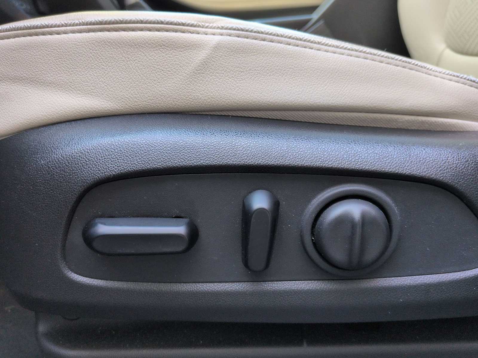 Thumbnail: 2021 Buick Encore GX - 18