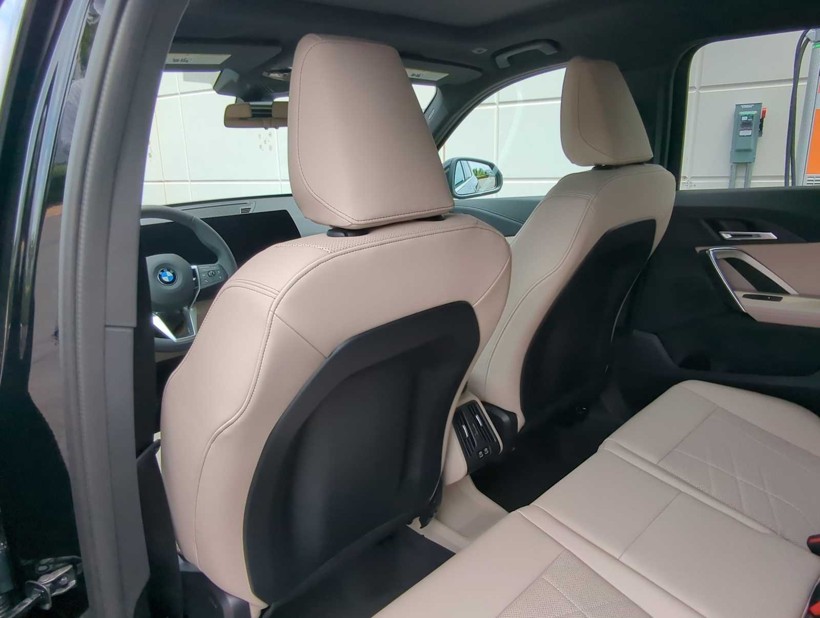 Thumbnail: 2025 BMW X1 - 18