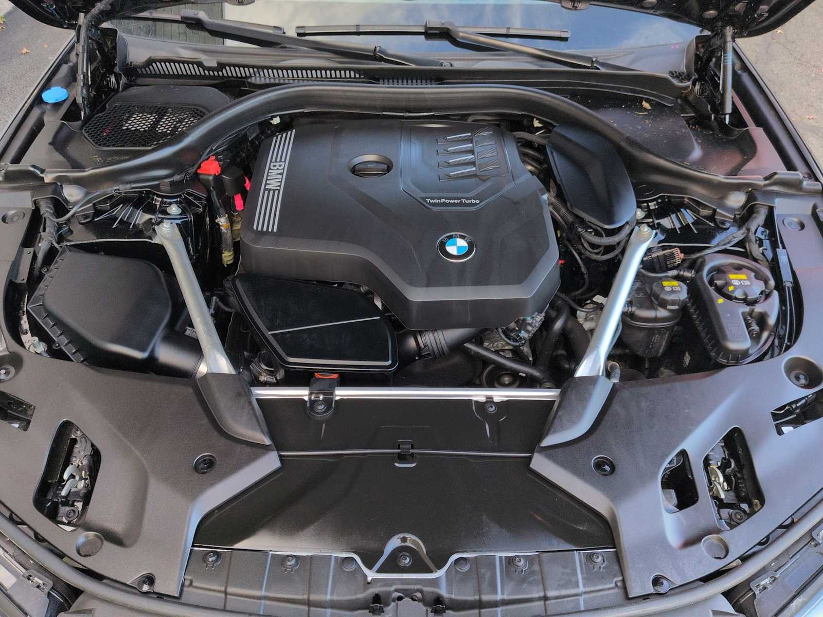 Thumbnail: 2023 BMW 5 Series - 15