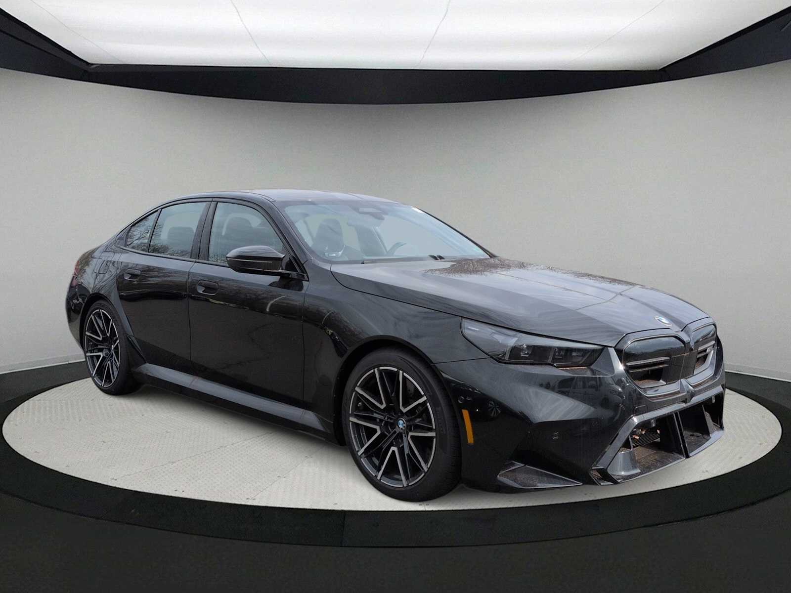 Thumbnail: 2026 BMW M5 - 2