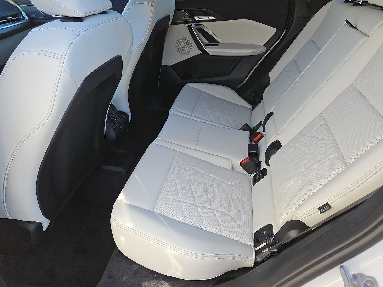 Thumbnail: 2026 BMW X1 - 19