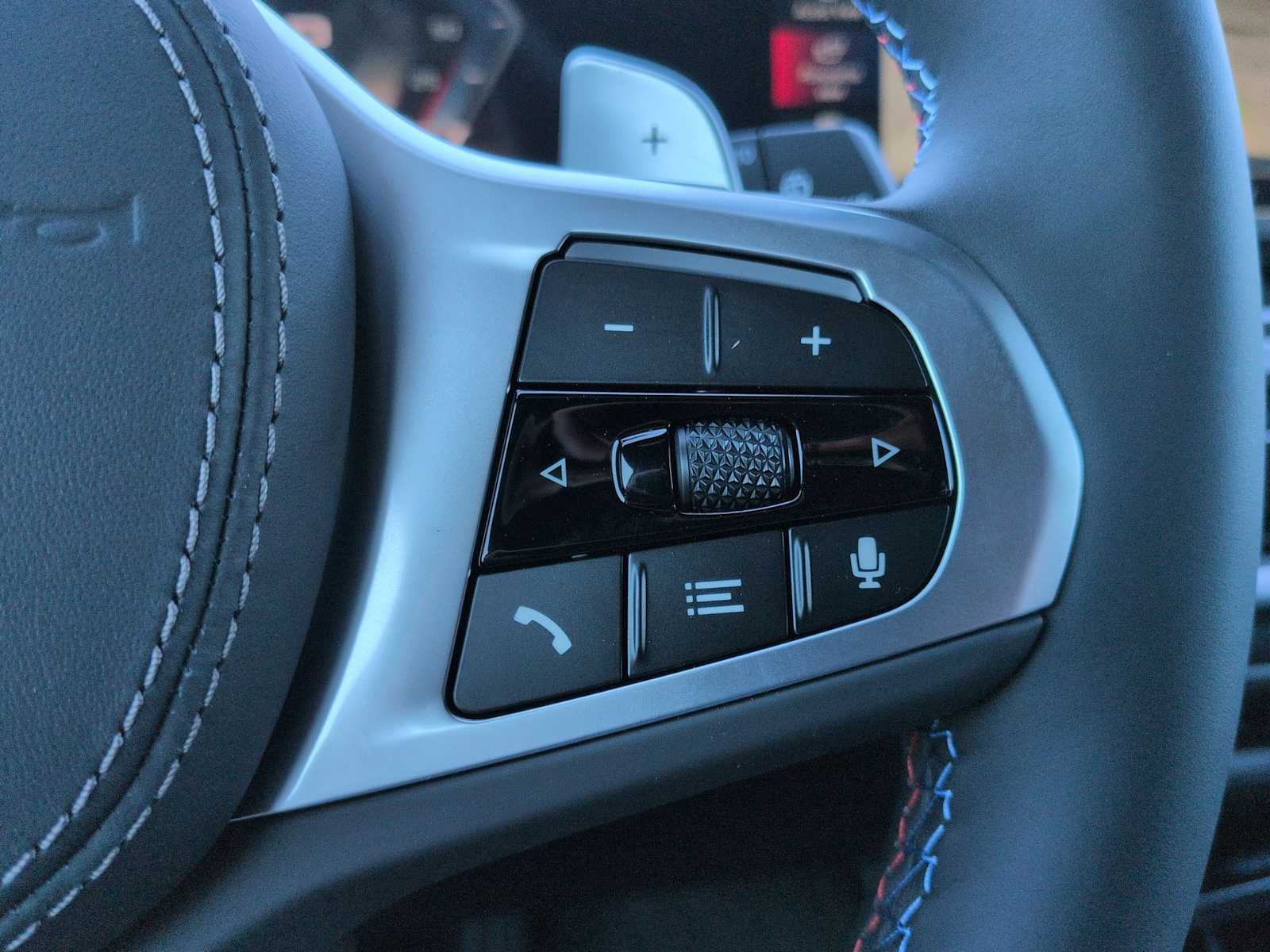 Thumbnail: 2026 BMW X5 - 27