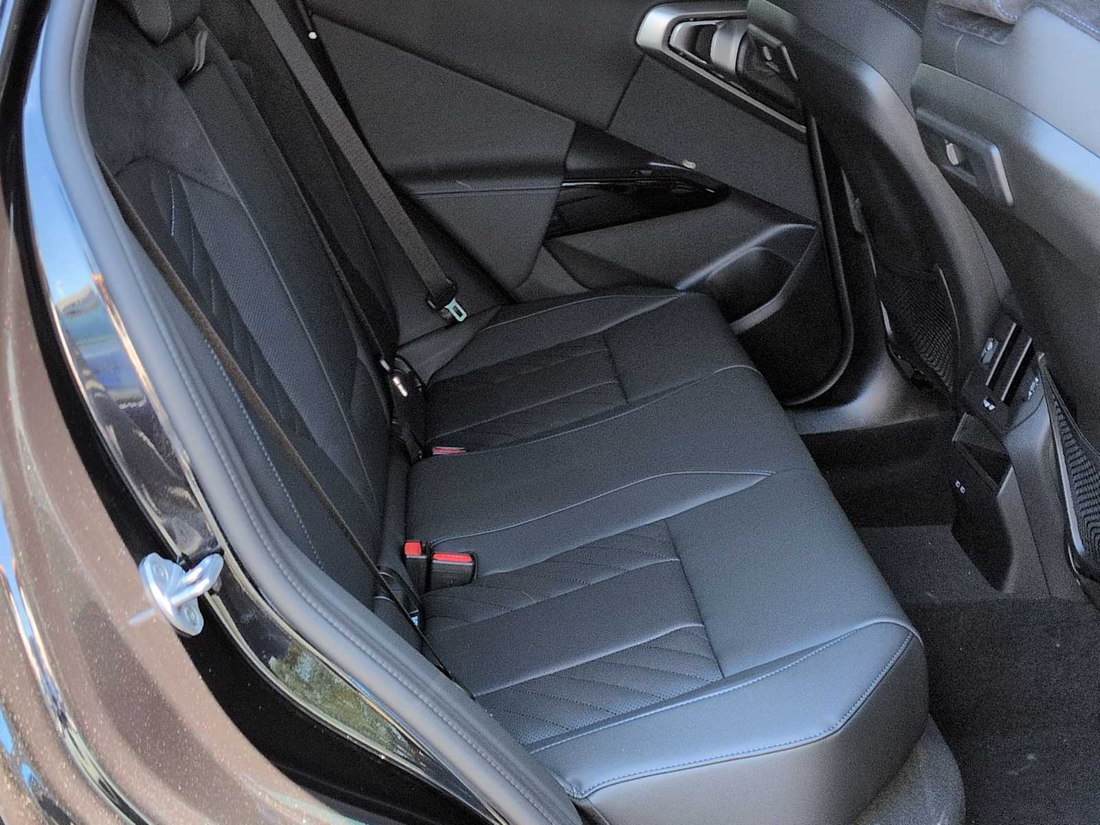 Thumbnail: 2026 BMW X3 - 22