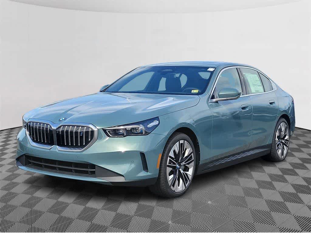 2024 BMW i5 eDrive40 -
                  Sterling, VA