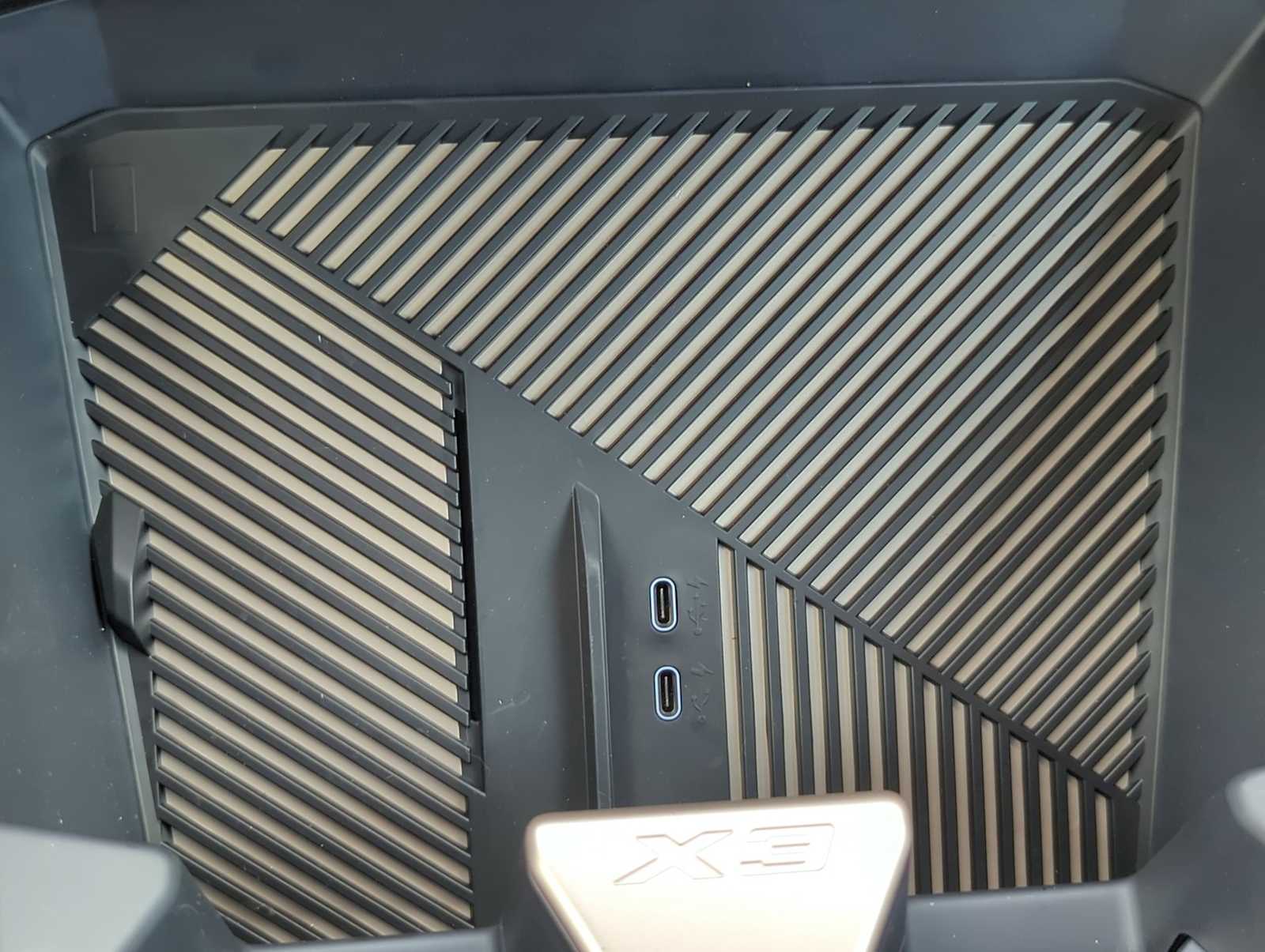 Thumbnail: 2025 BMW X3 - 32