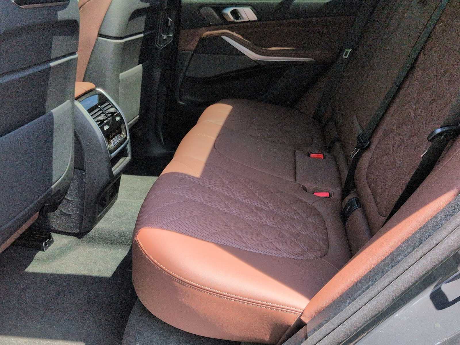 Thumbnail: 2026 BMW X5 - 21