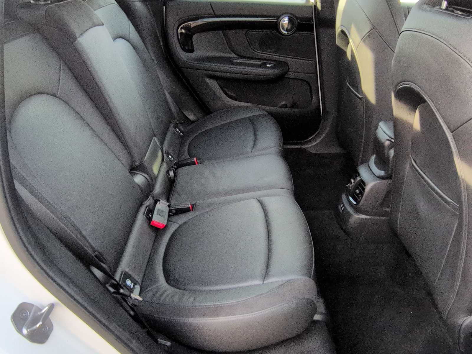 Thumbnail: 2023 MINI Cooper Countryman - 22