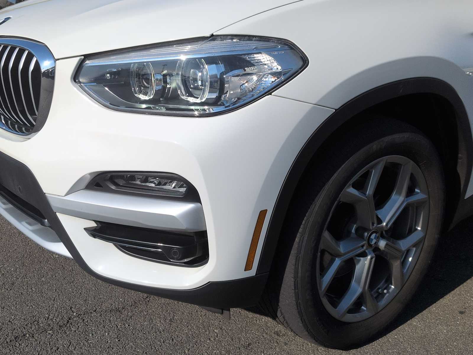 Thumbnail: 2021 BMW X3 - 11