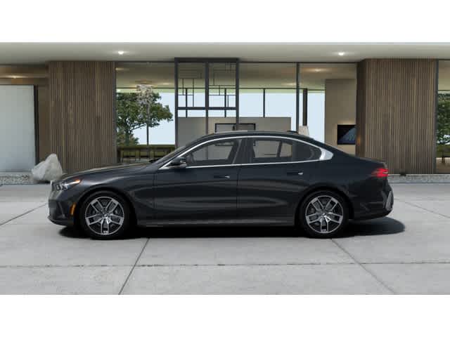 Thumbnail: 2026 BMW 5 Series - 4