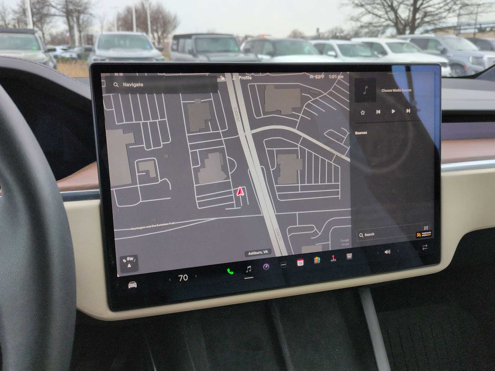 Thumbnail: 2023 Tesla Model X - 26