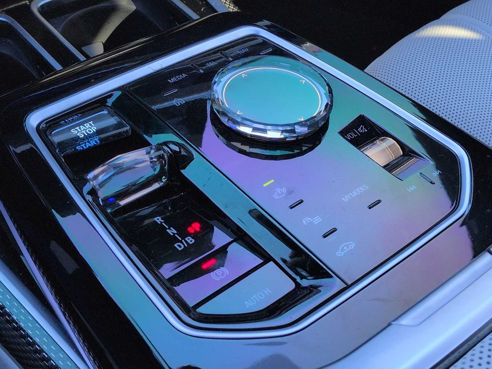 Thumbnail: 2023 BMW i7 - 34