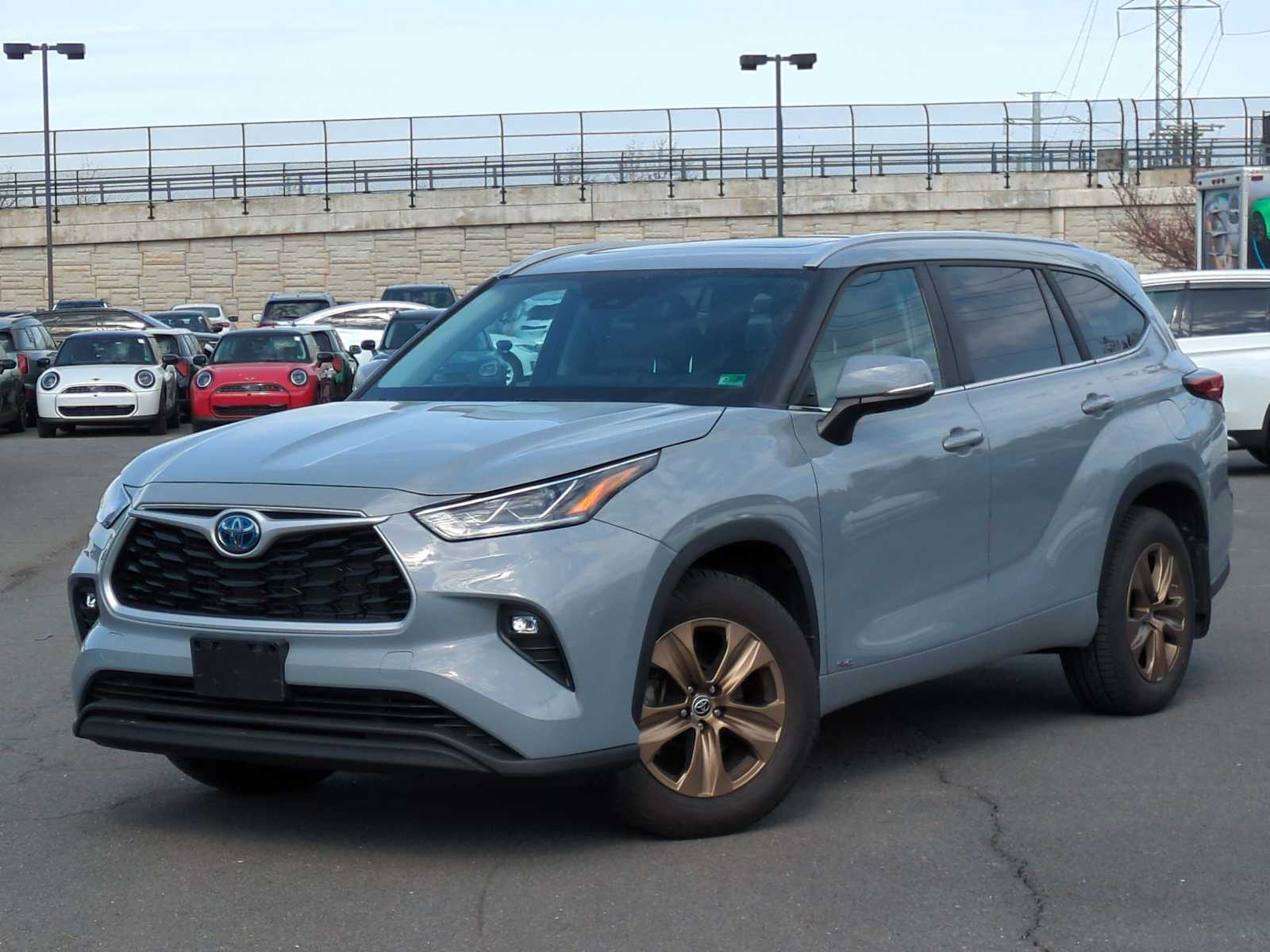 2023 Toyota Highlander Bronze Edition -
                  Sterling, VA