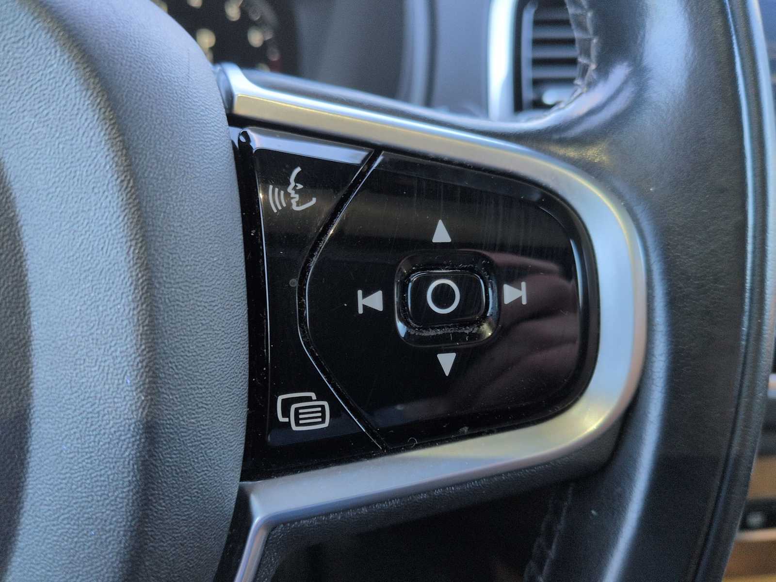 Thumbnail: 2018 Volvo XC90 - 26