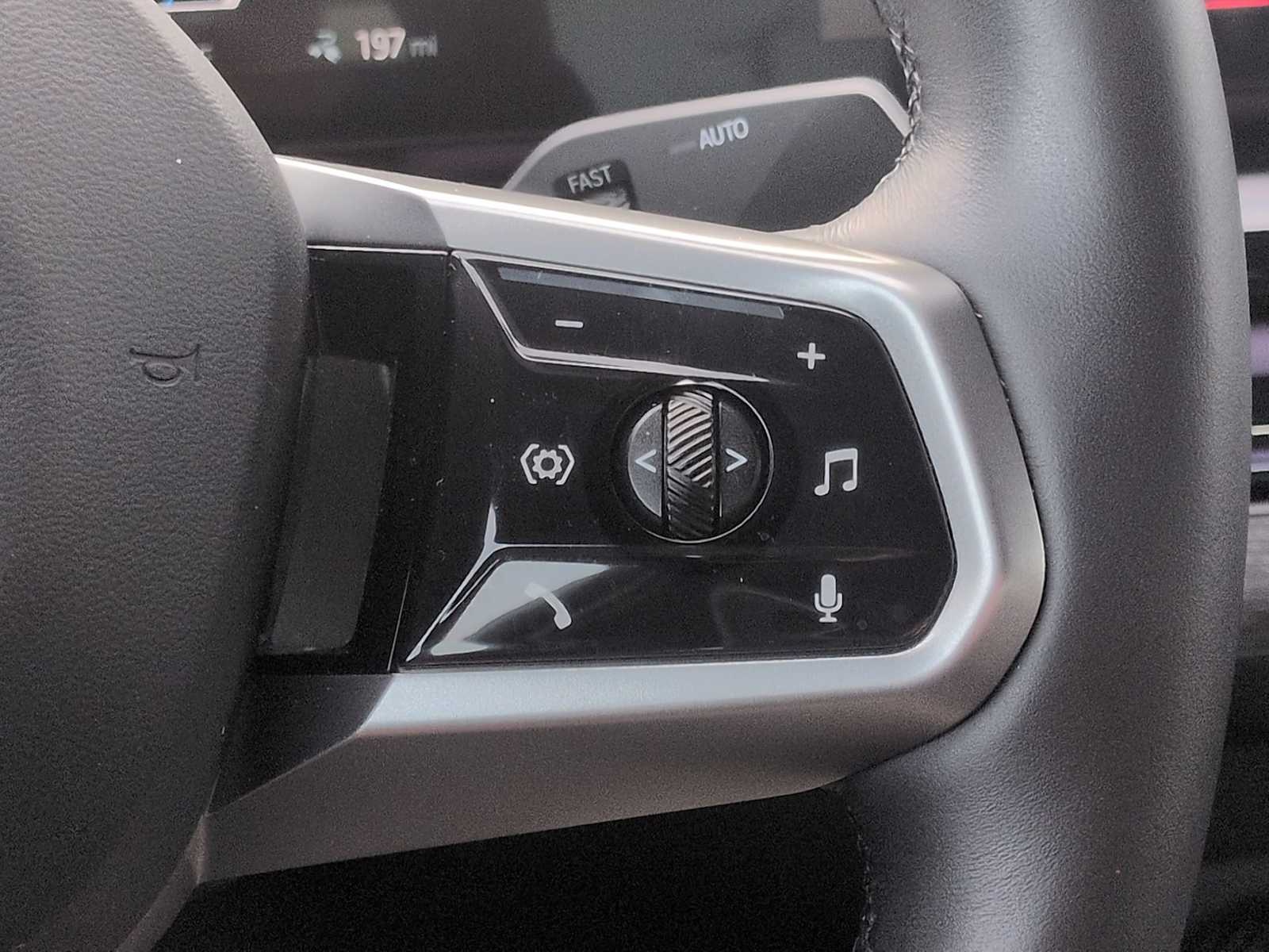 Thumbnail: 2025 BMW i5 - 26