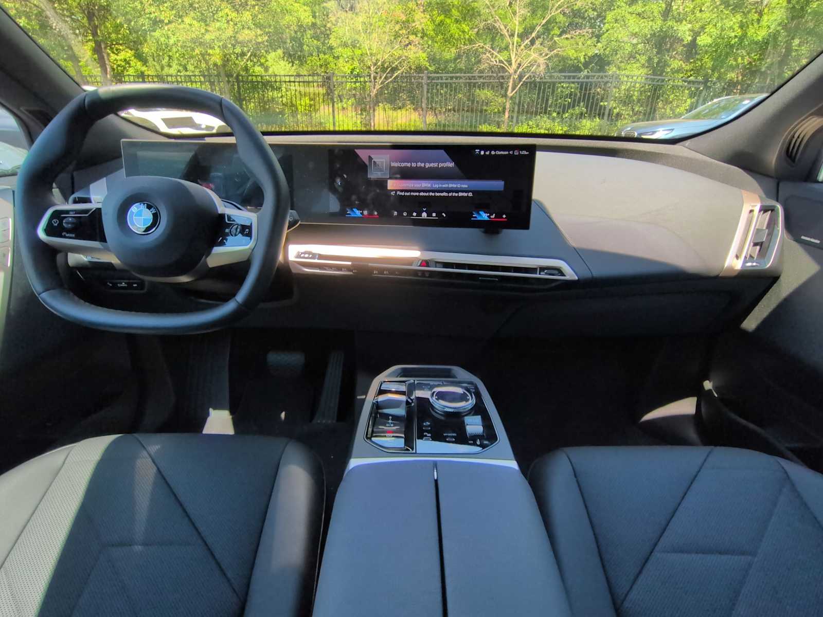 Thumbnail: 2026 BMW iX - 15