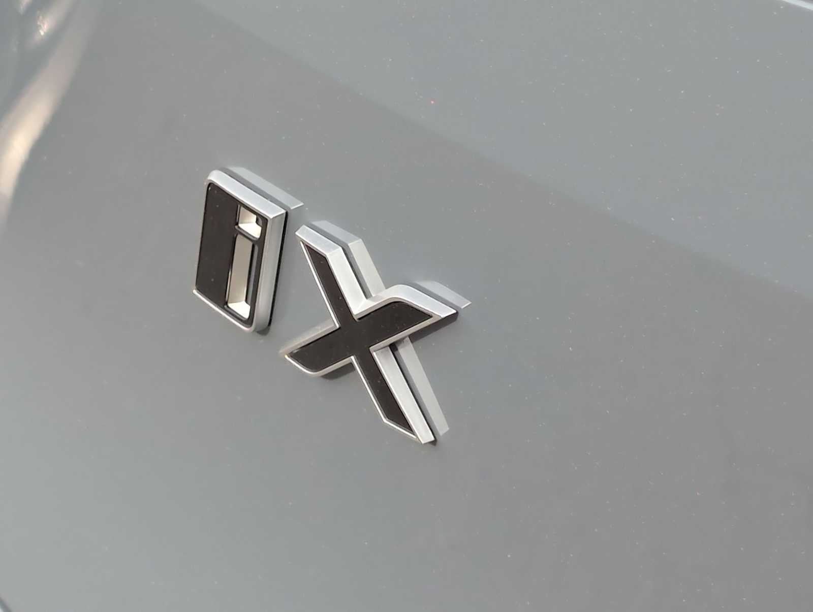 Thumbnail: 2026 BMW iX - 13