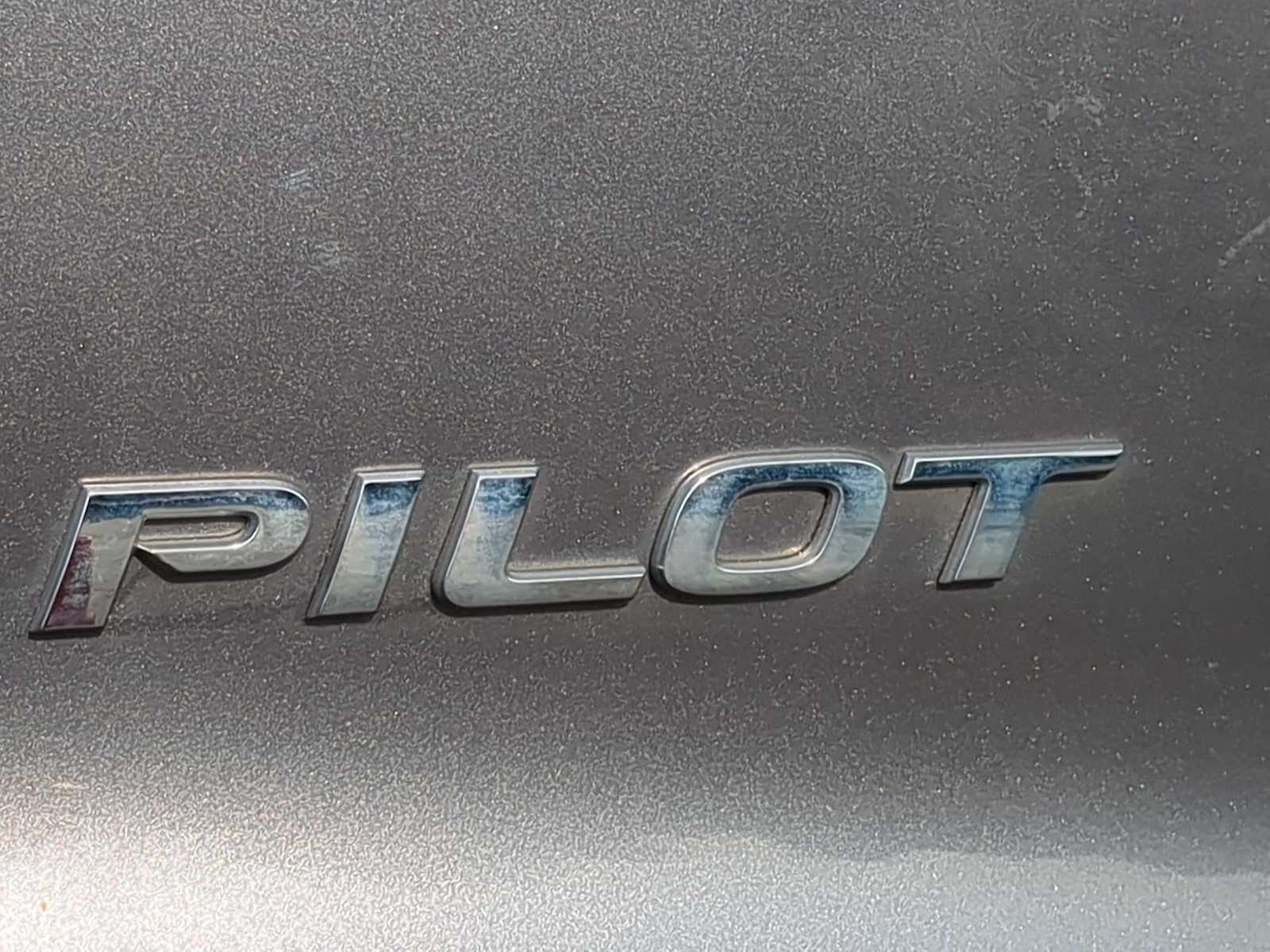 Thumbnail: 2016 Honda Pilot - 13