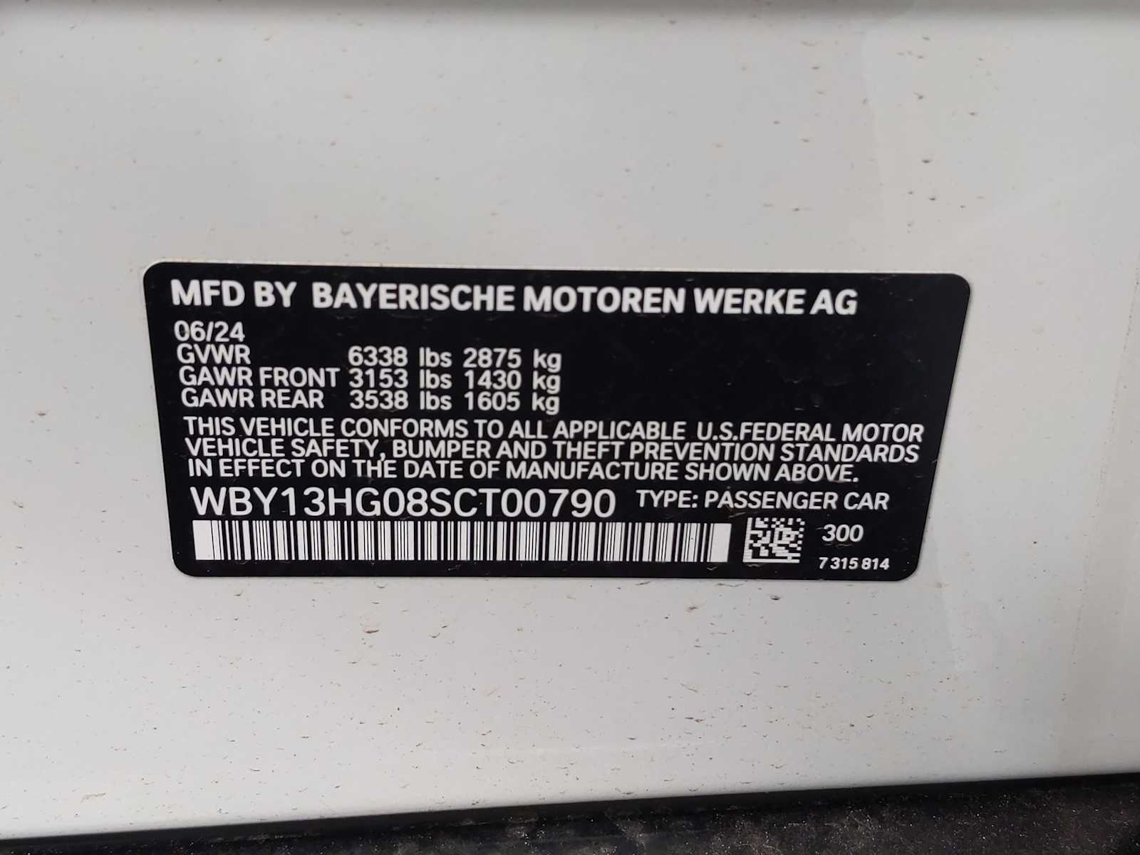 Thumbnail: 2025 BMW i5 - 38