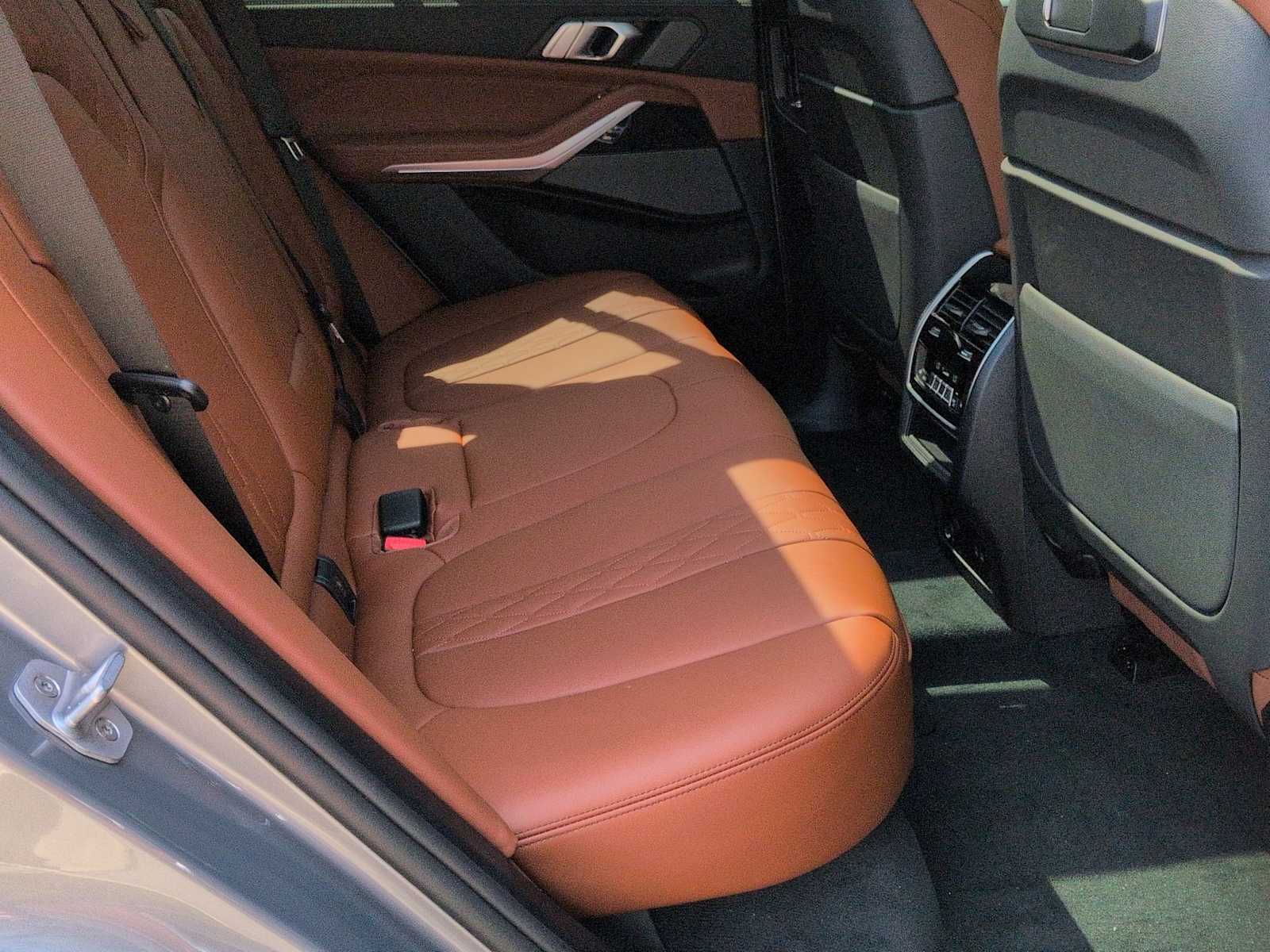Thumbnail: 2026 BMW X5 - 22