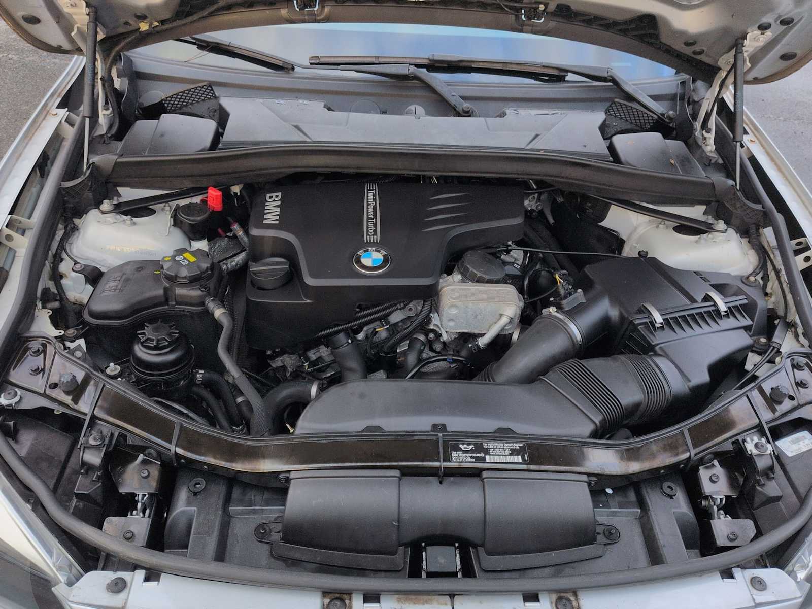 Thumbnail: 2015 BMW X1 - 15