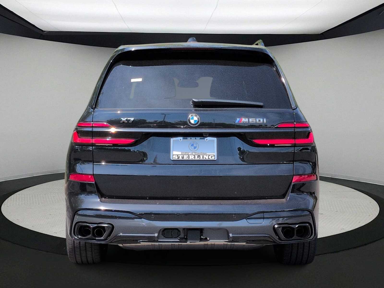 Thumbnail: 2027 BMW X7 - 7